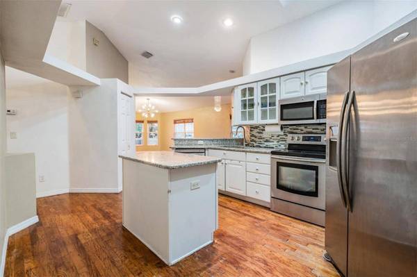 3106 S CANAL DR, Palm Harbor, FL 34684