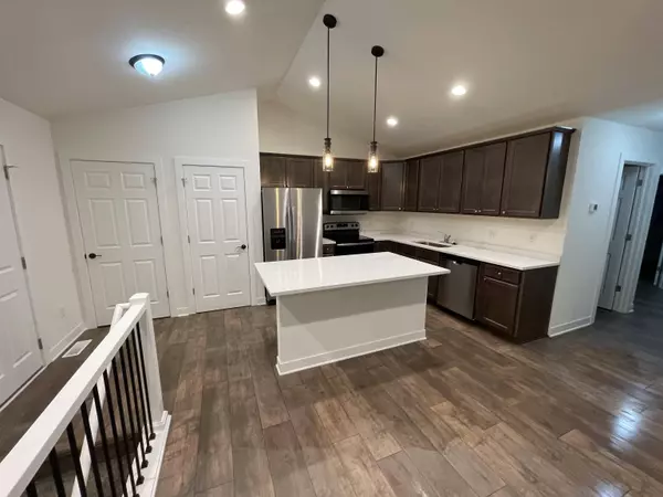 944 Oregon Parks Avenue, Oregon, WI 53575