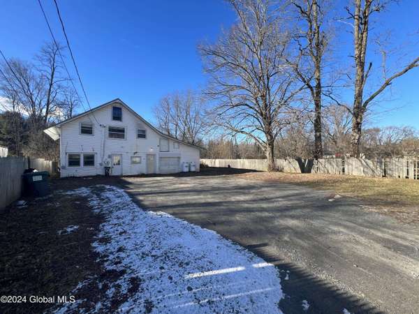 5251 North Street, Galway Village, NY 12074