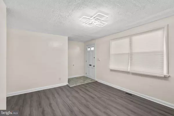 5032 PEMBRIDGE AVE, Baltimore, MD 21215