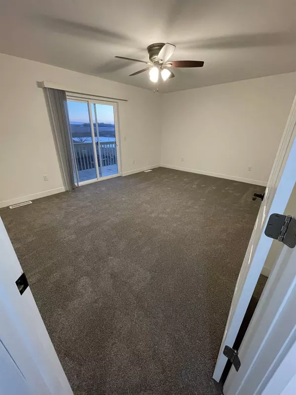 934 Oregon Parks Avenue, Oregon, WI 53575