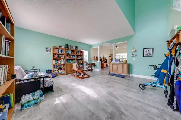 1107 SAINT TROPEZ CT, Kissimmee, FL 34759