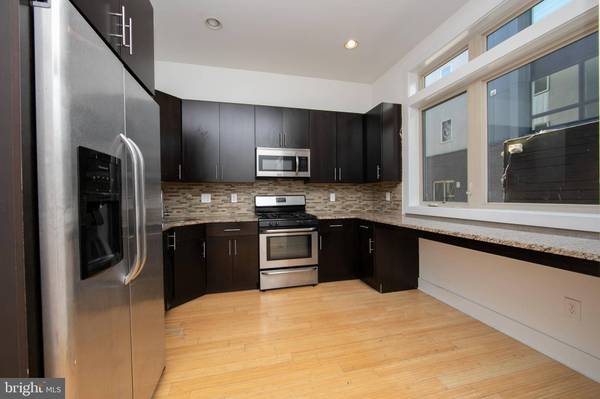 1112 N HOPE ST, Philadelphia, PA 19123