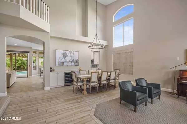 5550 E ANDERSON Drive, Scottsdale, AZ 85254