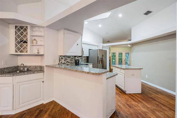 3106 S CANAL DR, Palm Harbor, FL 34684