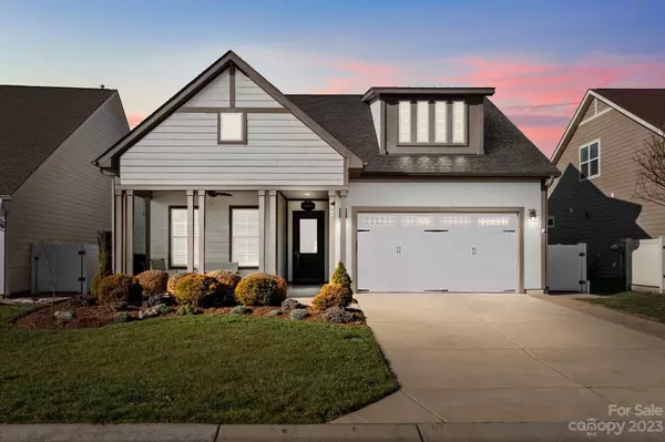 487 Granite Lake CT, Denver, NC 28037