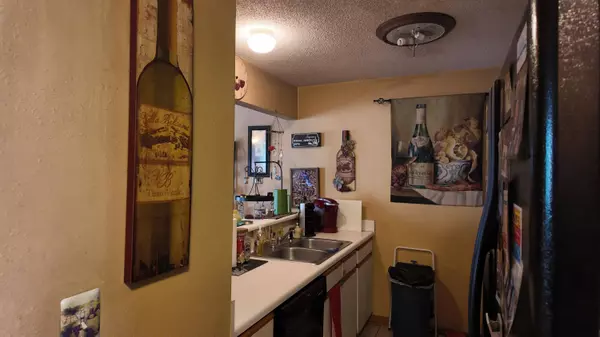 1002 Rockport Drive, Fort Walton Beach, FL 32547