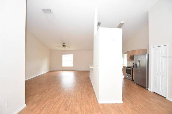 8 PINE BUSH LN, Palm Coast, FL 32164