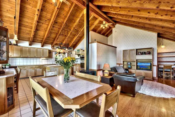 13308 Skislope Way, Truckee, CA 96161