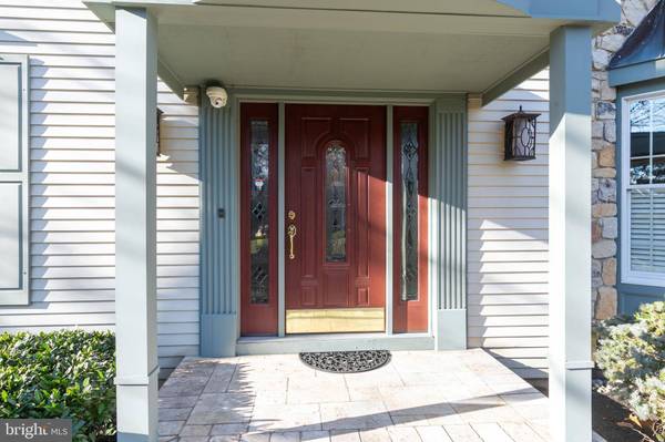 6 FOXBORO CT, Voorhees, NJ 08043