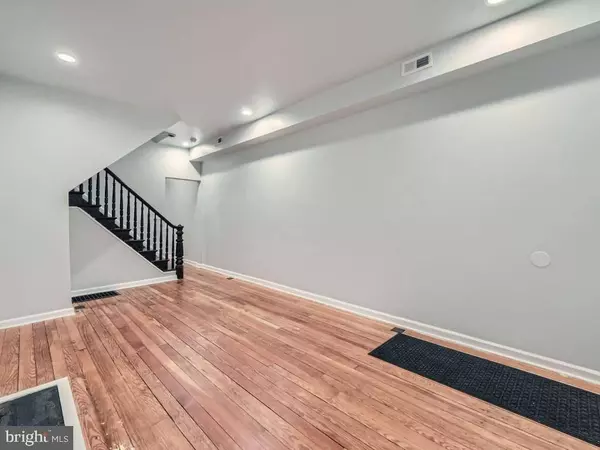 1034 VALLEY ST, Baltimore, MD 21202