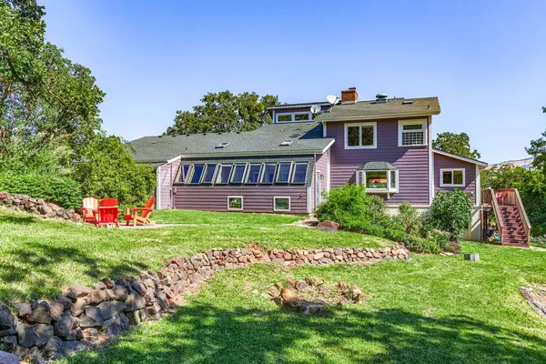 1138 Old Highway 99 South, Ashland, OR 97520