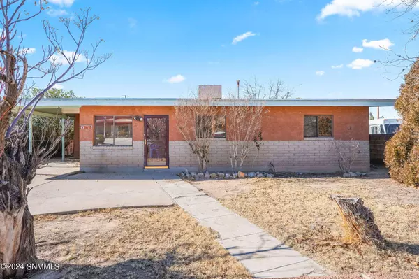 1615 Paxton ST, Las Cruces, NM 88001