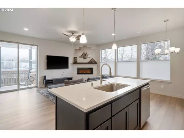 5111 NE 85TH CIR, Vancouver, WA 98665