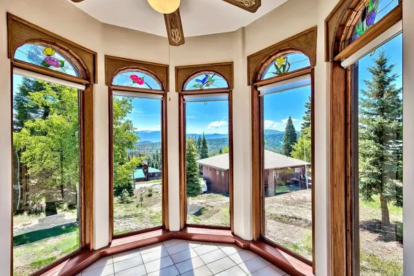 13308 Skislope Way, Truckee, CA 96161