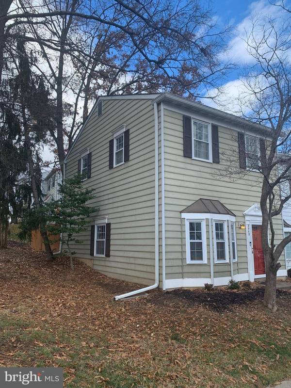 9950 CAPPERTON DR, Oakton, VA 22124