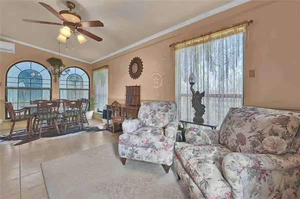 550 Forest Service RD #299, Cleveland, TX 77328