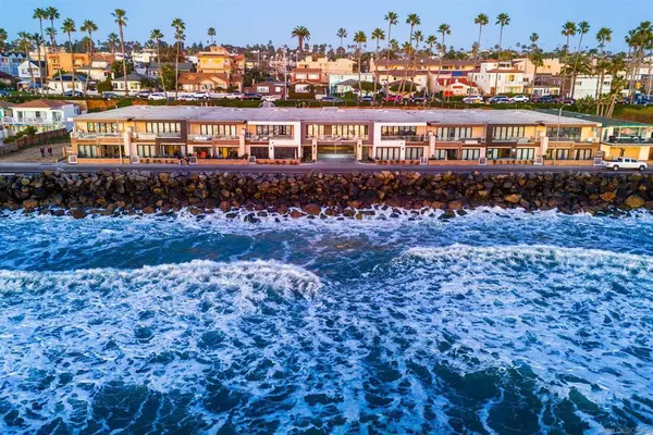 700 S The Strand #205, Oceanside, CA 92054
