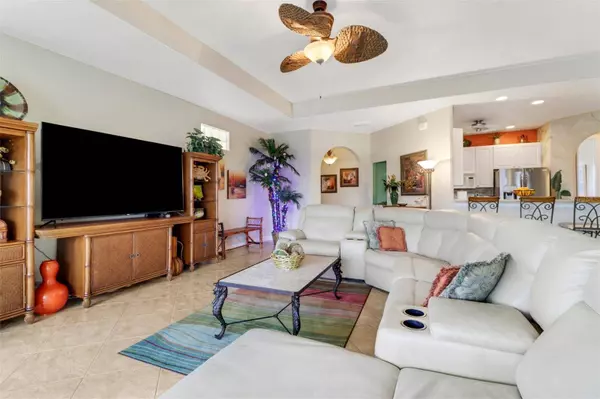 1708 BEACH Pkwy #201, Cape Coral, FL 33904