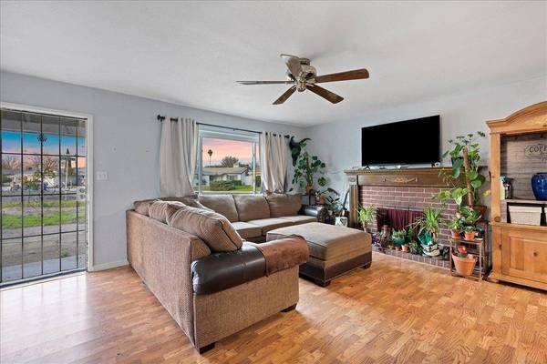 7596 San Felice CIR, Sacramento, CA 95822