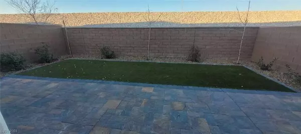 1206 Corral Bluffs Avenue, North Las Vegas, NV 89084