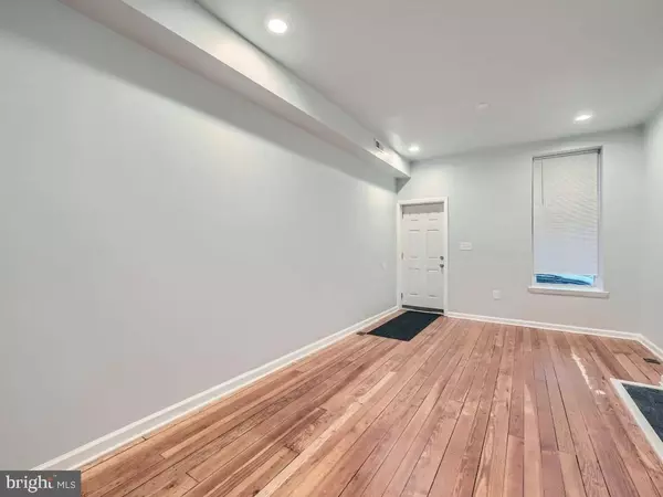 1034 VALLEY ST, Baltimore, MD 21202