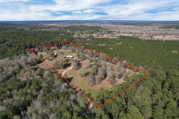 550 Forest Service RD #299, Cleveland, TX 77328