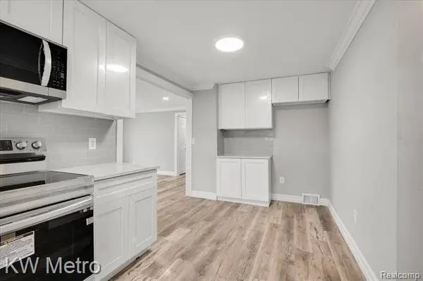 29270 RAMBLING Road, Southfield, MI 48076