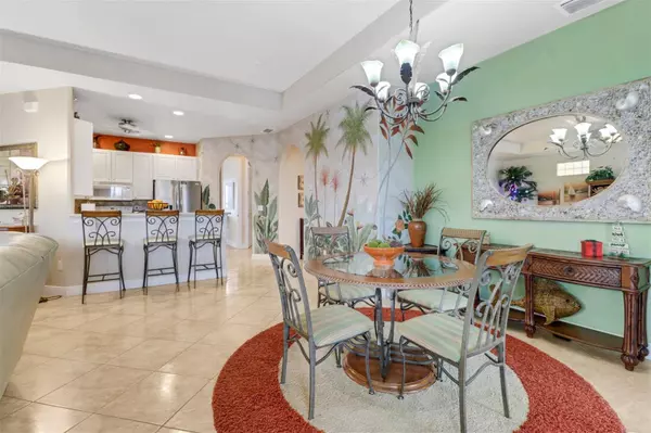 1708 BEACH Pkwy #201, Cape Coral, FL 33904