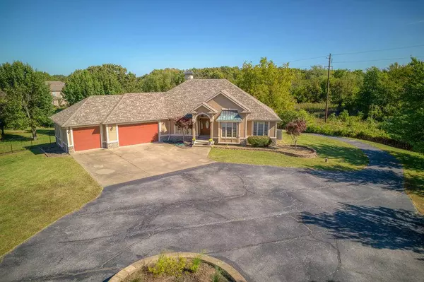 10917 Gum Road, Carthage, MO 64836