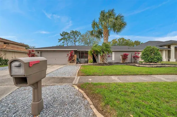 16122 W COURSE DR, Tampa, FL 33624