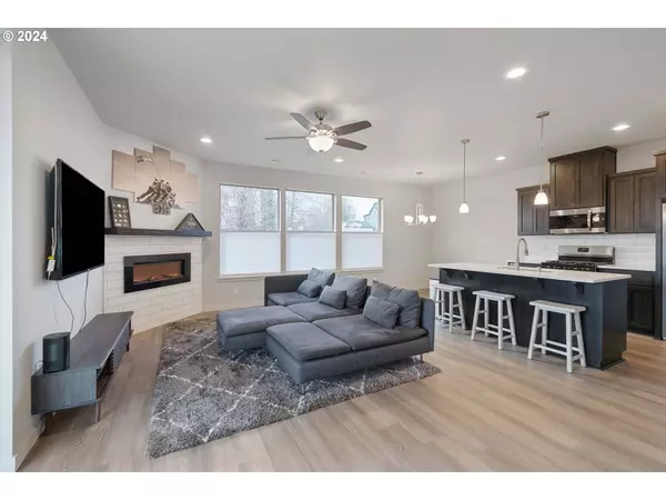 5111 NE 85TH CIR, Vancouver, WA 98665