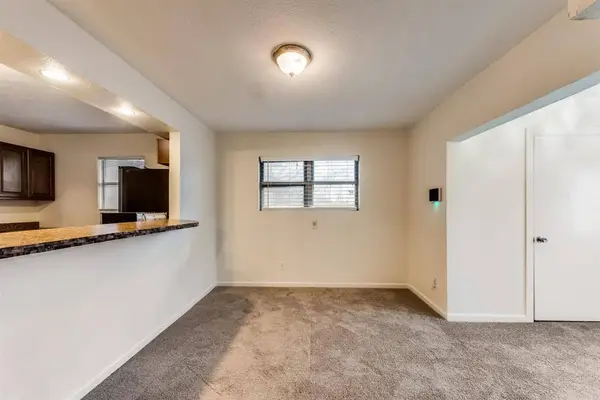 105 Burnett Street, Waxahachie, TX 75165