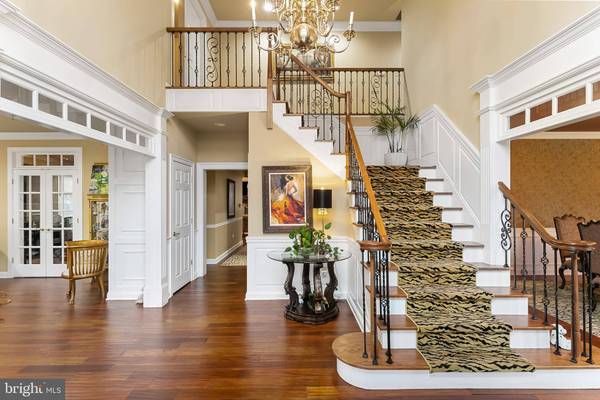 6 FOXBORO CT, Voorhees, NJ 08043