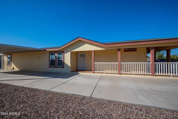 8219 E 6TH Avenue, Mesa, AZ 85208