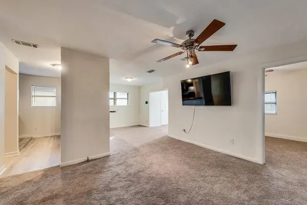 105 Burnett Street, Waxahachie, TX 75165