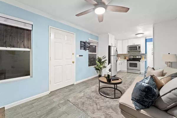 1085 12th ST #E, Imperial Beach, CA 91932