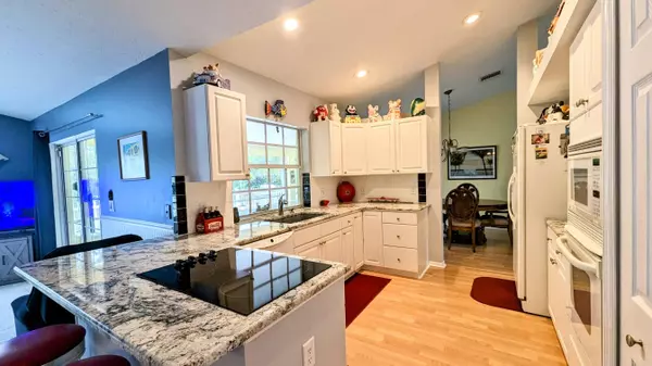 6802 Thoreau TER, Port Saint Lucie, FL 34952