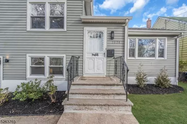 2824 N Stiles St, Linden City, NJ 07036