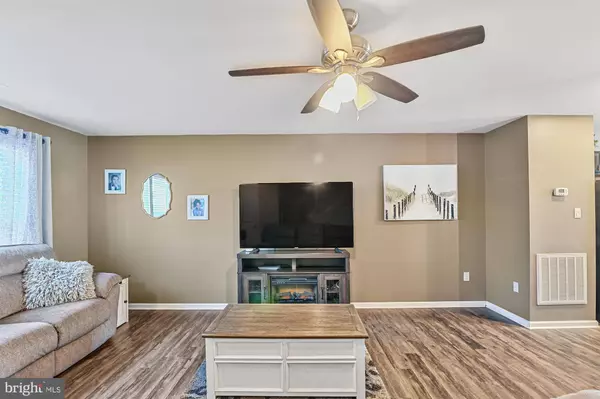 36426 CARRIAGE WALK LN, Delmar, DE 19940