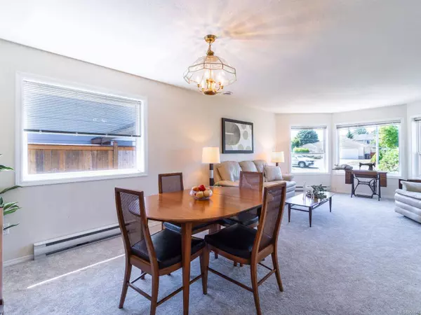 750 Arrowsmith Way, French Creek, BC V9P 2K5