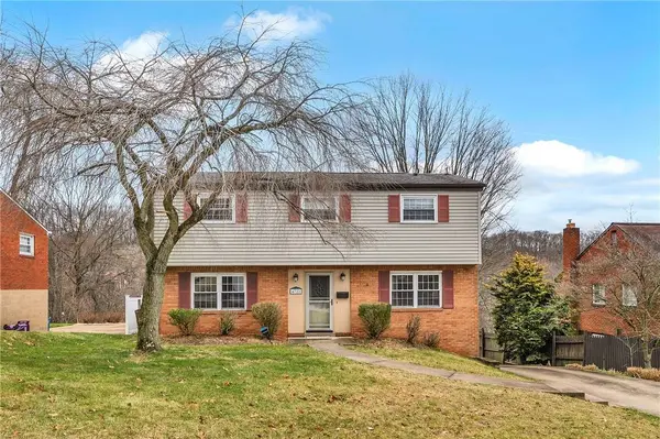 4722 Havana Dr, Pittsburgh, PA 15239