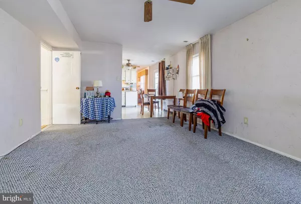 49 SUNSET DR, Clementon, NJ 08021