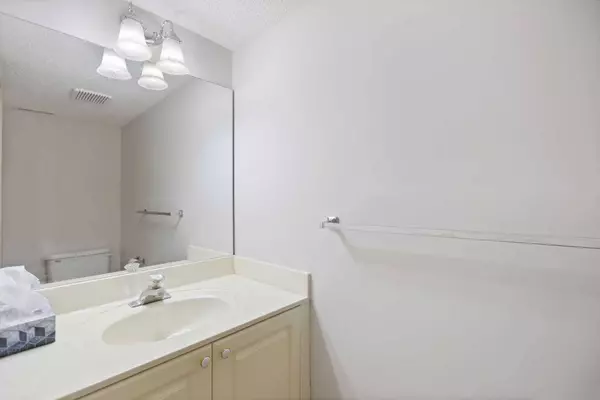 200 Hidden Hills TER NW #30, Calgary, AB T3A 6E8