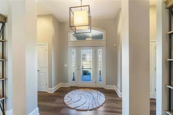 385 Stolle Drive, Springboro, OH 45066