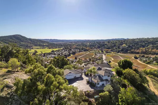 2925 Los Campos Dr, Fallbrook, CA 92028