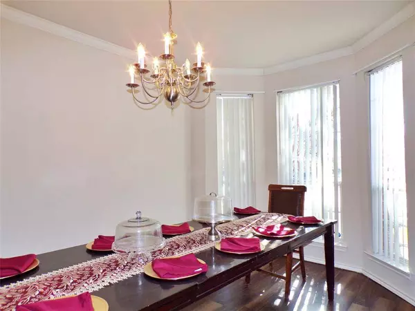 2813 Fossil Run Boulevard, Fort Worth, TX 76131