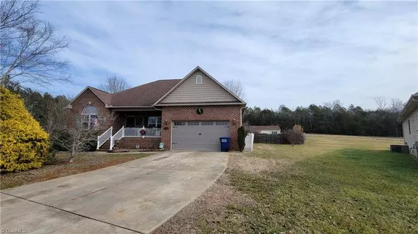 6310 Sugar Cane LN, Trinity, NC 27370