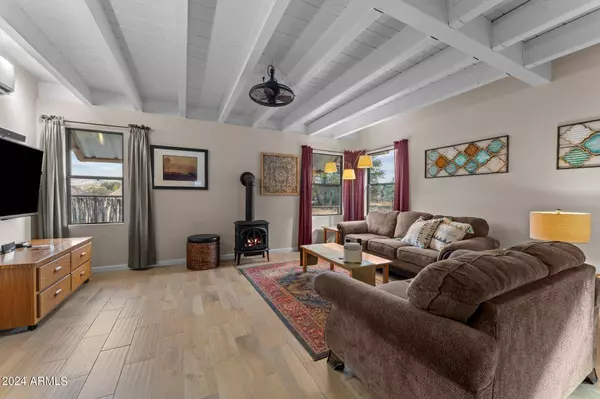 17558 W FOOTHILL Road, Yarnell, AZ 85362