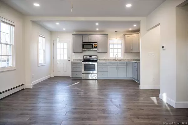 200 South Road, Enfield, CT 06082